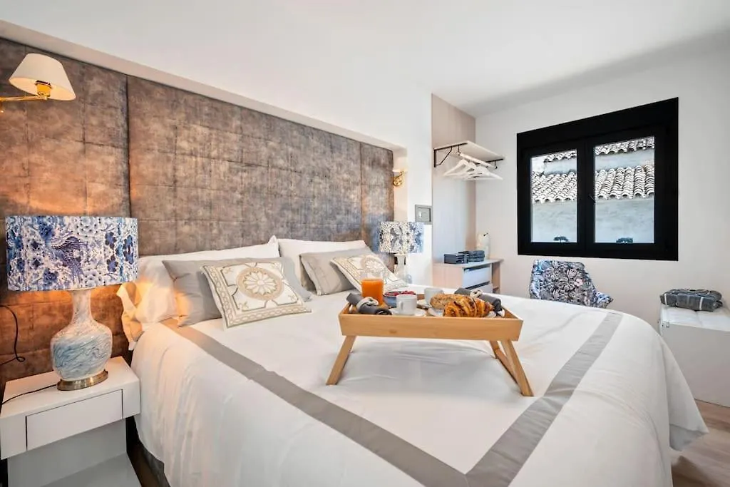 Puerto Banus Luxurious Apartment In The Heart Of The Port Marbella
