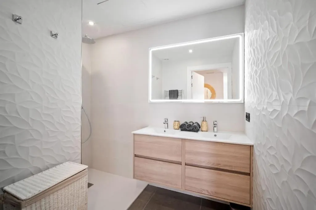 Puerto Banus Luxurious Apartment In The Heart Of The Port Marbella