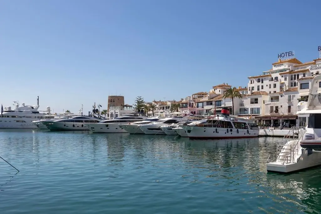 Puerto Banus Luxurious Apartment In The Heart Of The Port Marbella