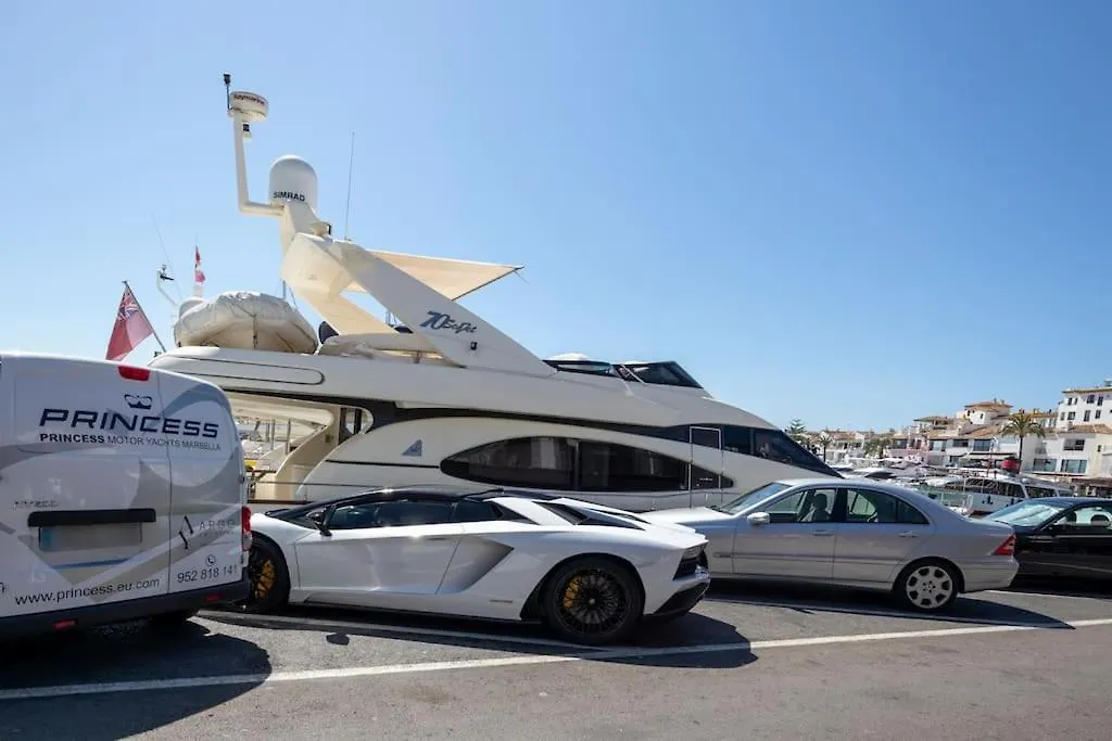 Puerto Banus Luxurious Apartment In The Heart Of The Port Marbella