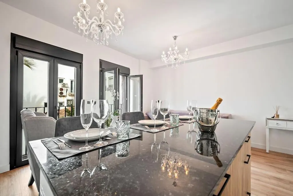 Puerto Banus Luxurious Apartment In The Heart Of The Port マルベーリャ 0*,